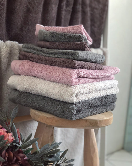 Håndklæder GOTS, findes i forskellige farver og størrelser